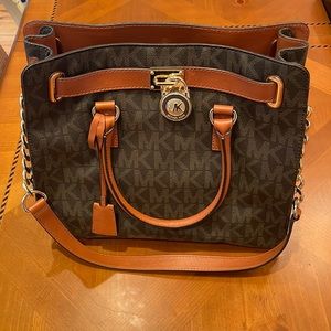 Like New Michael Kors Hamilton Bag Dark Brown Leather